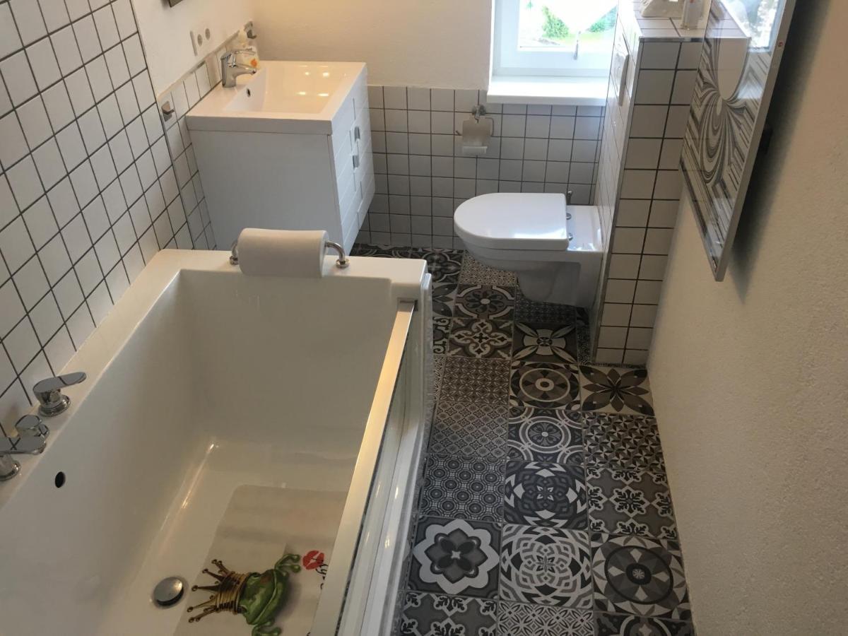 Ferienwohnung Kleiner Kalle Melsungen Exteriör bild